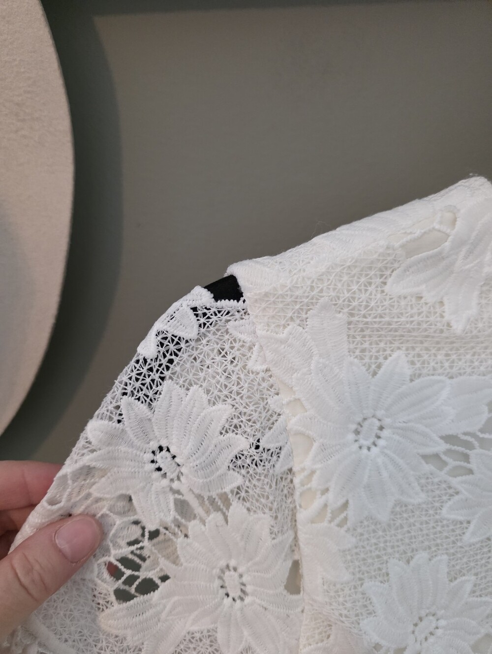 Alice + Olivia Floral Lace Fit & Flare Dress Wedding Formal Special Occasion - Picture 7 of 16